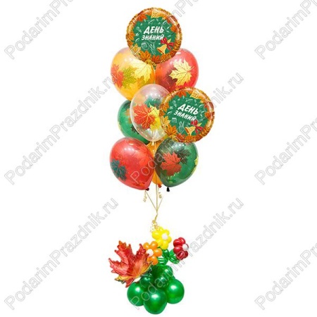 Композиция с цветами и листьями